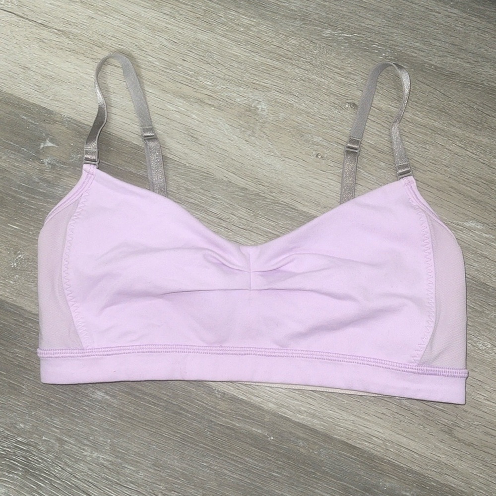 Lululemon sport bra light purple size 6